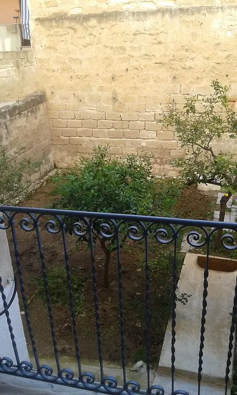Appartamento via Dalmazia Trapani 0*,  Italia